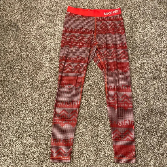 Nike Pro DriFit Legging in Red/White - Picture 1 of 5
